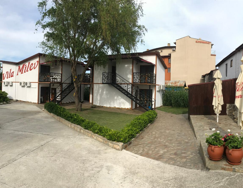 Imagen general del Hotel Villa Milev. Foto 7