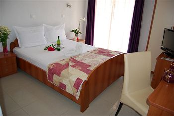 Imagen de la habitación del Hotel Villa Milka. Foto 9