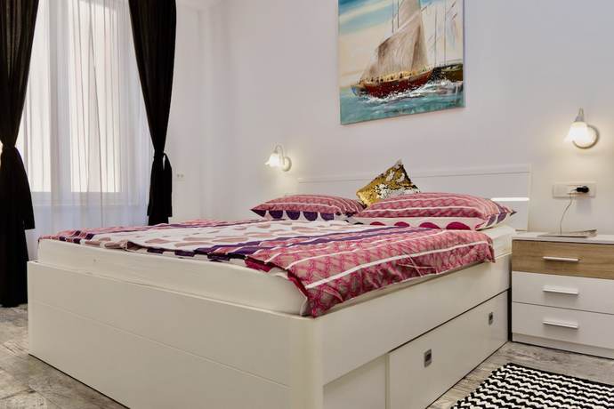 Imagen de la habitación del Hotel Villa Minerva Gardens. Foto 9