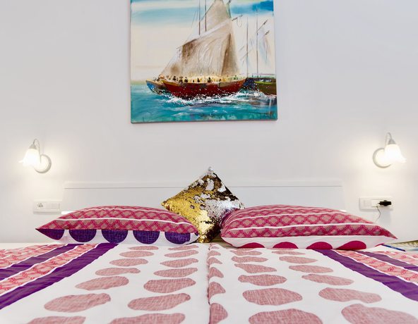 Imagen de la habitación del Hotel Villa Minerva Gardens. Foto 14