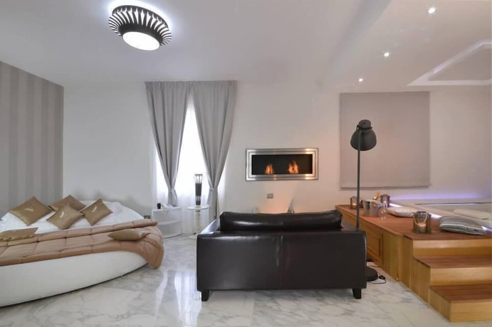 Imagen de la habitación del Hotel Villa Minieri Resort and Spa. Foto 7