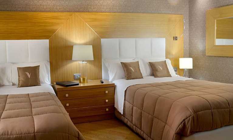 Imagen de la habitación del Hotel Villa Minieri Resort and Spa. Foto 9