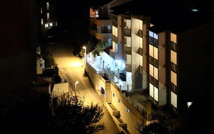 Imagen de los exteriores del Hotel Villa Miramar, Omis. Foto 15