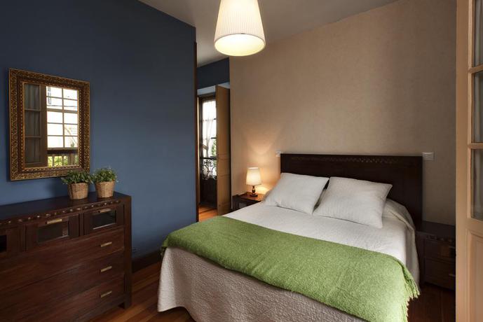 Imagen de la habitación del Hotel Villa Miramar, Poo de Llanes. Foto 10