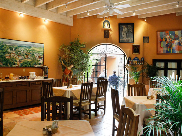 Imagen del bar/restaurante del Hotel Villa Mirasol. Foto 3