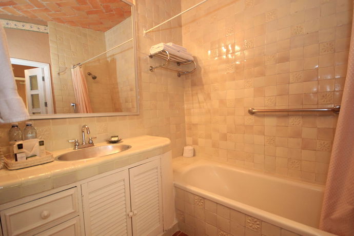 Imagen de la habitación del Hotel Villa Mirasol. Foto 9