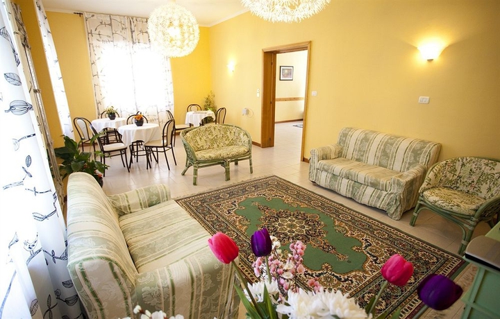 Imagen de los interiores del Hotel Villa Moderna. Foto 15