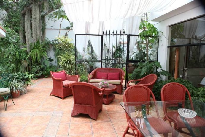 Imagen de los exteriores del Hotel Villa Molina. Foto 10