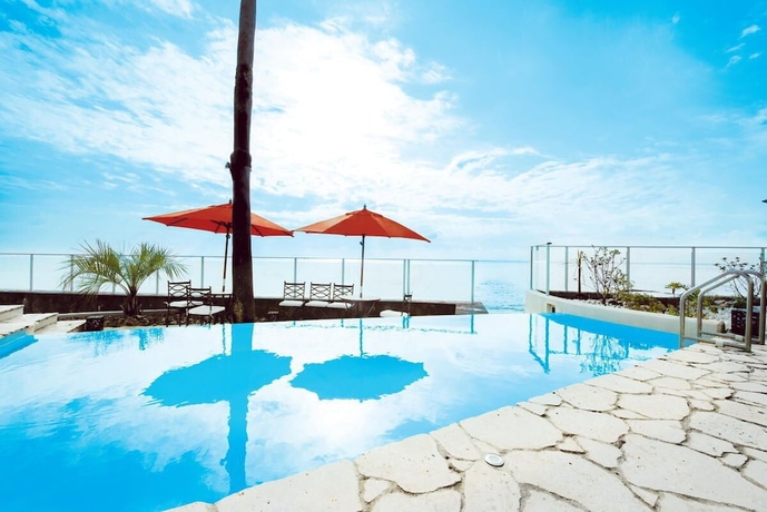 Imagen de la piscina del Hotel Villa Mon Temps Awaji. Foto 17