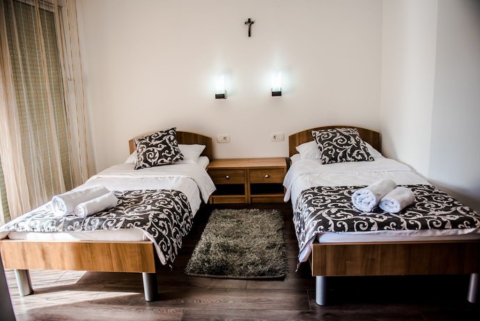 Imagen de la habitación del Hotel Villa Monaco. Foto 2