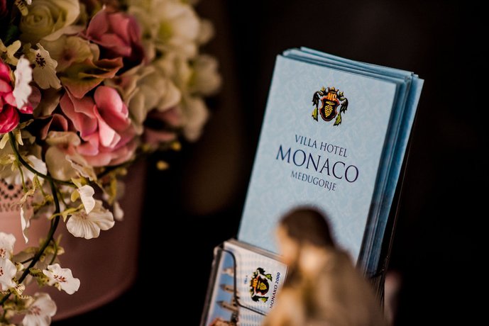 Imagen de los interiores del Hotel Villa Monaco. Foto 17