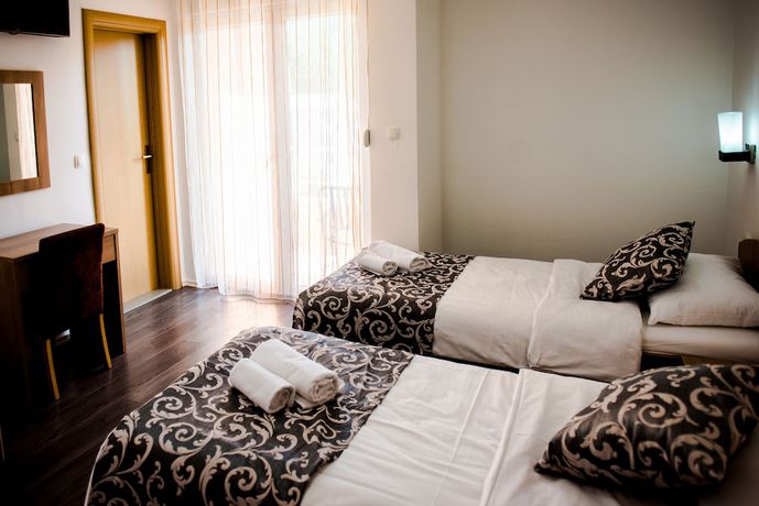 Imagen de la habitación del Hotel Villa Monaco. Foto 4