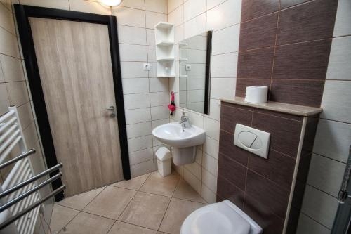 Imagen de la habitación del Hotel Villa Monsena. Foto 6