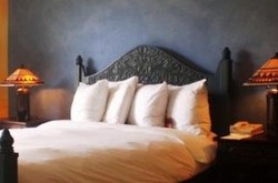 Imagen de la habitación del Hotel Villa Montana Beach Resort. Foto 4