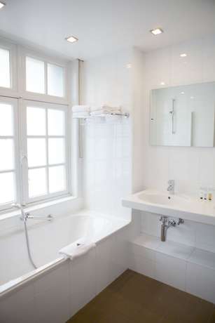 Imagen de la habitación del Hotel Villa Monte. Foto 11