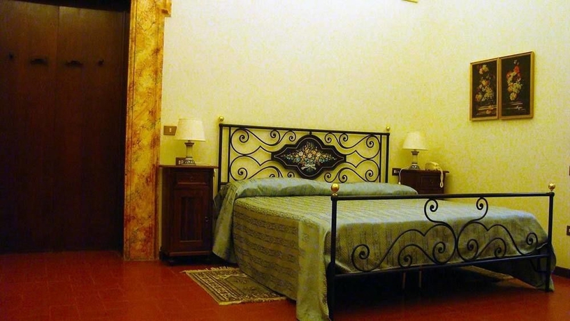 Imagen de la habitación del Hotel Villa Montegranelli. Foto 9