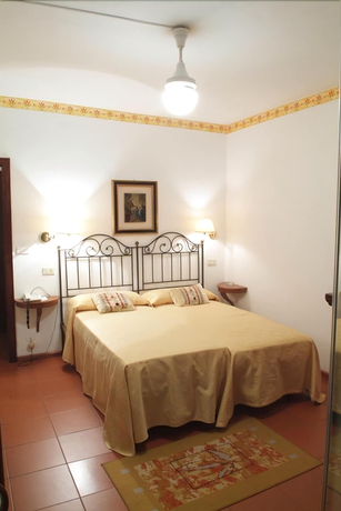 Imagen de la habitación del Hotel Villa Mora. Foto 8