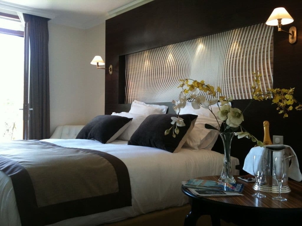 Imagen de la habitación del Hotel Villa Morelia. Foto 13