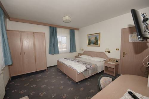 Imagen de la habitación del Hotel Villa Mozart. Foto 4