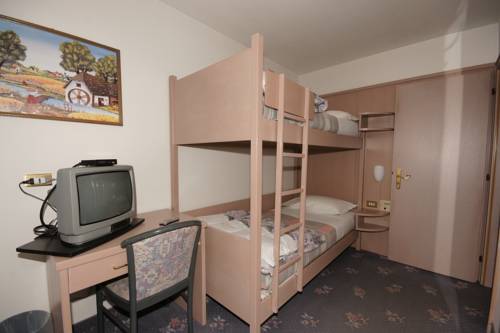 Imagen de la habitación del Hotel Villa Mozart. Foto 6