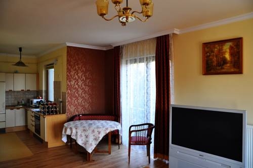 Imagen general del Hotel Villa M&uacute;zsa Deluxe Apartments. Foto 3