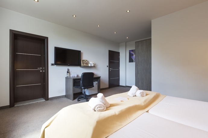 Imagen de la habitación del Hotel Villa Mystique. Foto 9