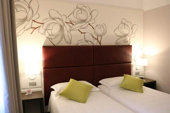 Imagen de la habitación del Hotel Villa Nabila. Foto 19