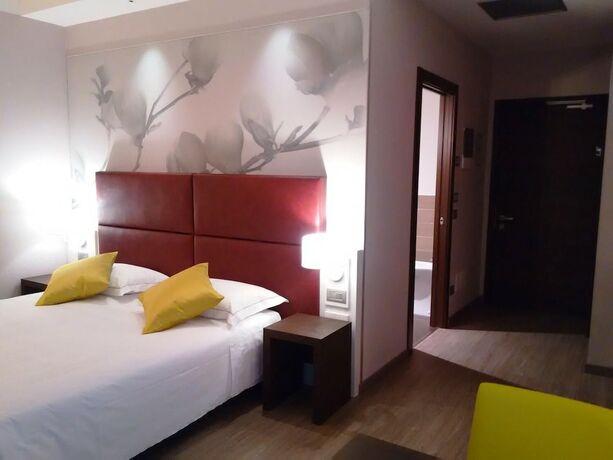 Imagen de la habitación del Hotel Villa Nabila. Foto 20