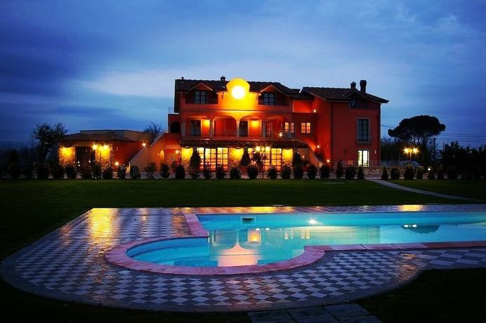 Imagen de la piscina del Hotel Villa Nadar BandB. Foto 13