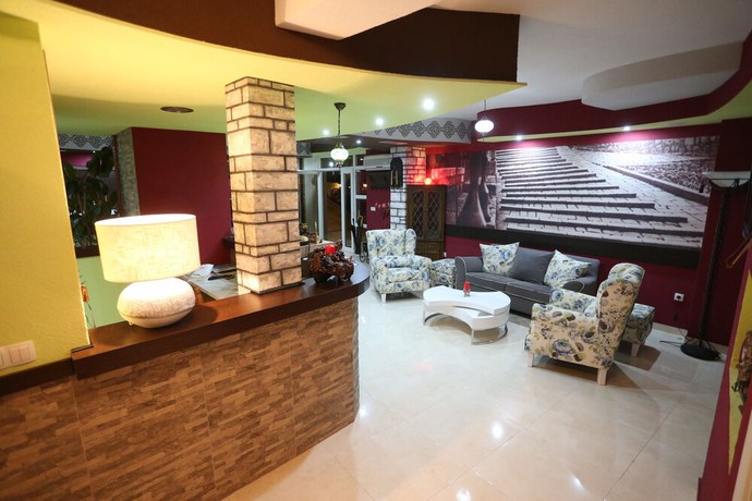 Imagen de los interiores del Hotel Villa Nadin. Foto 18