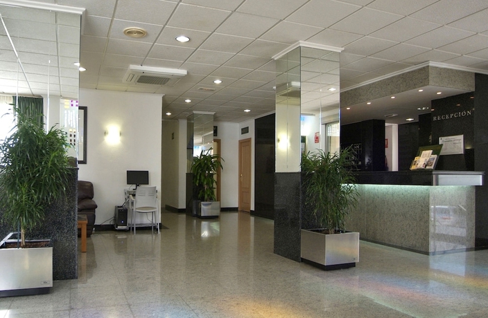 Imagen de los interiores del Hotel Villa Naranjos. Foto 13