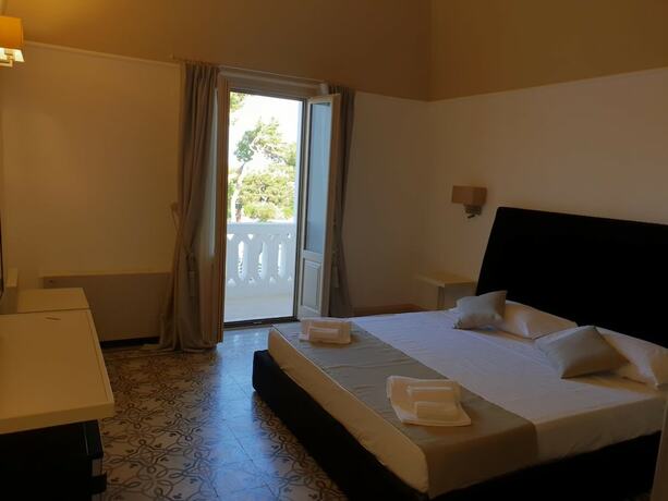 Imagen general del Hotel Villa Natia. Foto 13