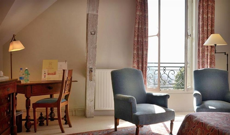 Imagen de los interiores del Hotel Villa Navarre. Foto 5