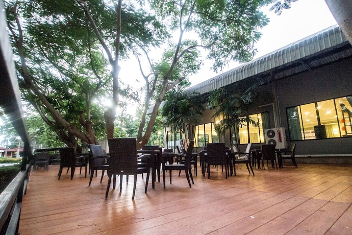 Imagen de los interiores del Hotel Villa Navin Resort. Foto 18