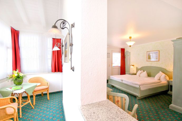Imagen de la habitación del Hotel Villa Neander. Foto 11
