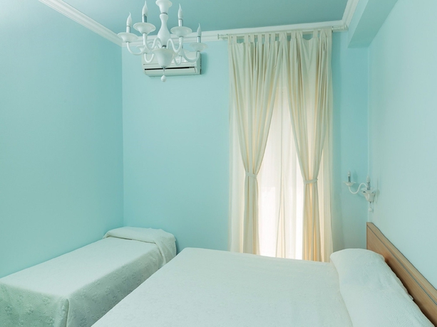 Imagen de la habitación del Hotel Villa Nefele. Foto 3