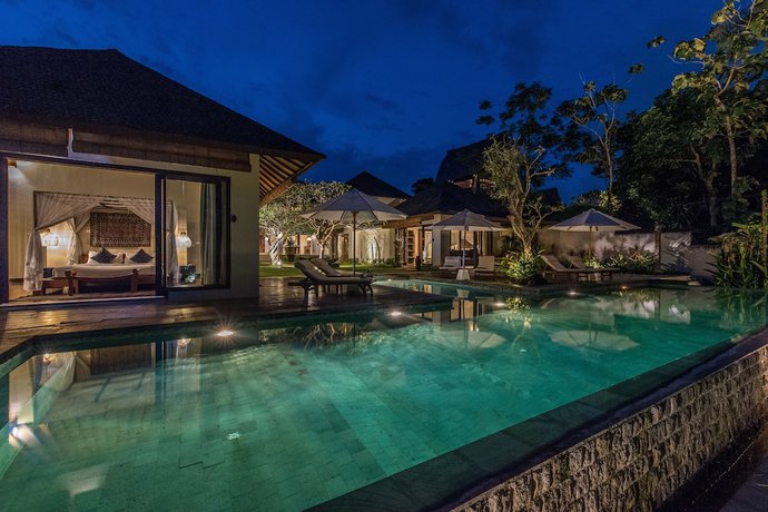 Imagen de la piscina del Hotel Villa Nelayan By Nakula. Foto 17