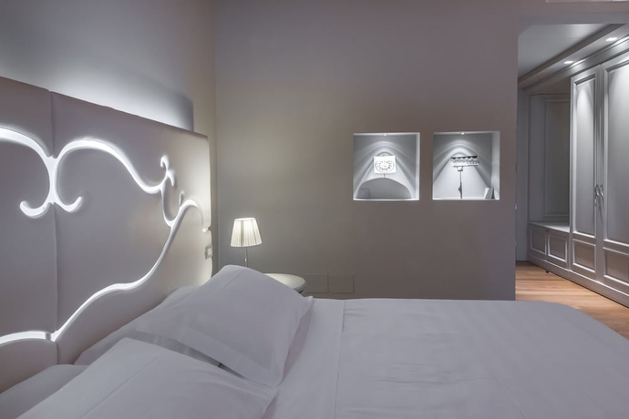 Imagen de la habitación del Hotel Villa Neri Resort and Spa. Foto 5