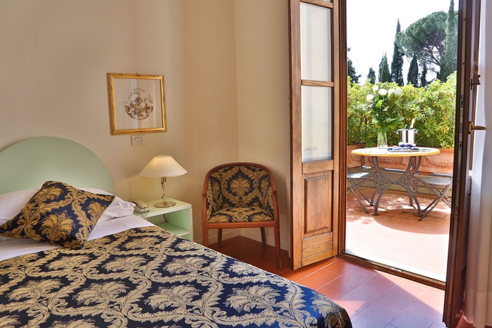 Imagen de la habitación del Hotel Villa Neroli. Foto 6