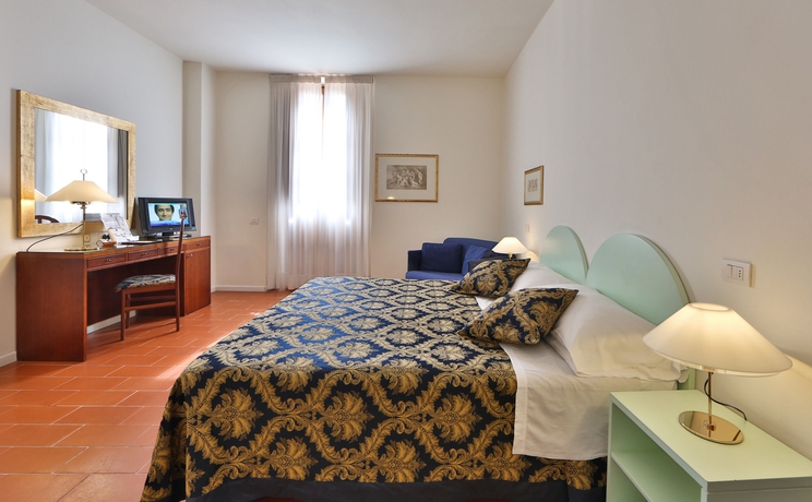 Imagen de la habitación del Hotel Villa Neroli. Foto 7