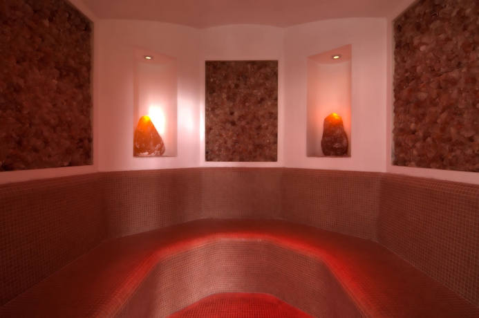Imagen de la piscina del Hotel Villa Nicolli Romantic Resort - Adults Only. Foto 13