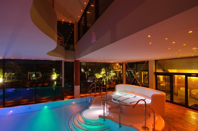 Imagen de la piscina del Hotel Villa Nicolli Romantic Resort - Adults Only. Foto 15