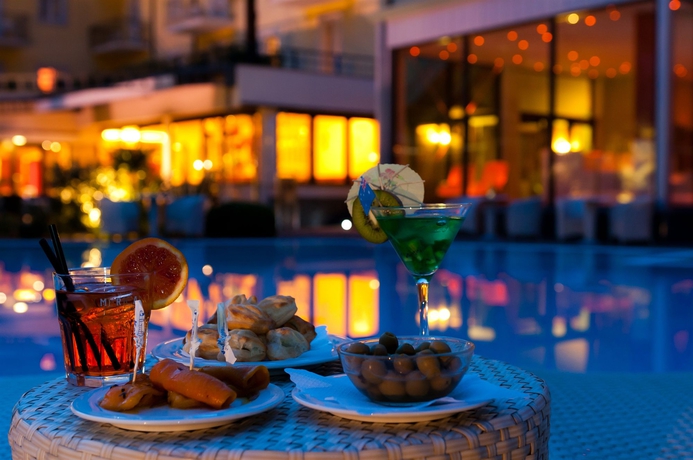 Imagen general del Hotel Villa Nicolli Romantic Resort - Adults Only. Foto 3