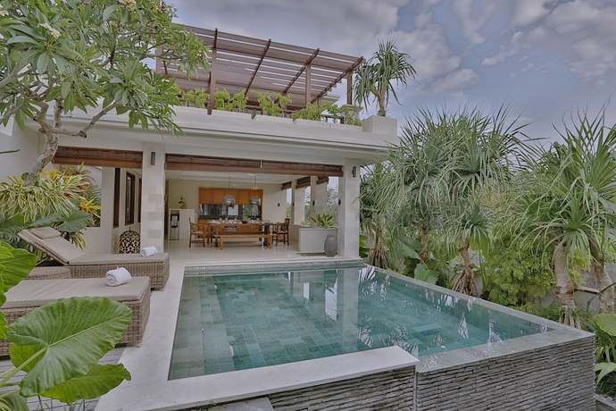 Imagen de la piscina del Hotel Villa Nikara. Foto 18