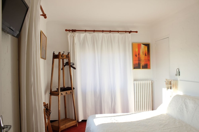 Imagen de la habitación del Hotel Villa Nina, Antibes. Foto 15