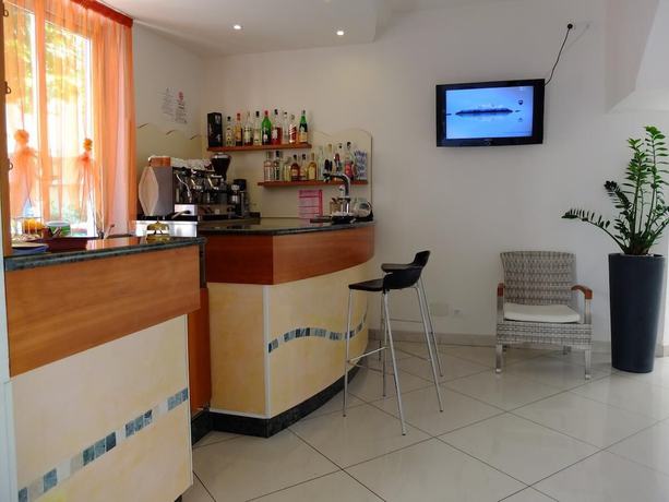 Imagen del bar/restaurante del Hotel Villa Nora, Bellaria-Igea Marina. Foto 3