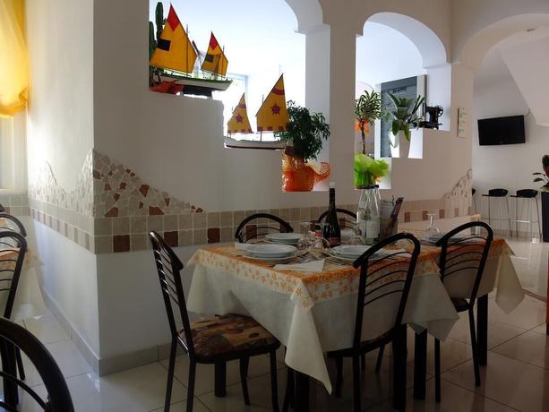 Imagen del bar/restaurante del Hotel Villa Nora, Bellaria-Igea Marina. Foto 7