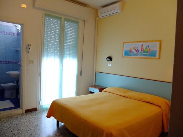 Imagen de la habitación del Hotel Villa Nora, Bellaria-Igea Marina. Foto 14