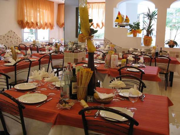 Imagen del bar/restaurante del Hotel Villa Nora, Bellaria-Igea Marina. Foto 10
