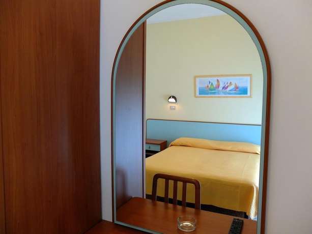 Imagen de la habitación del Hotel Villa Nora, Bellaria-Igea Marina. Foto 15